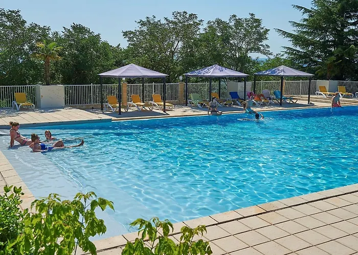 Luxury Near The Cute Towns Of Sarlat And Rocamadour Hébergement de vacances Lanzac