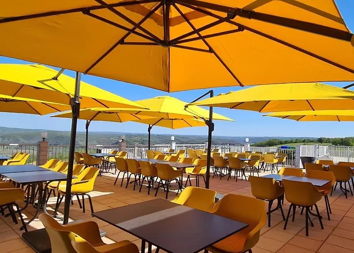 Luxury Near The Cute Towns Of Sarlat And Rocamadour Lanzac