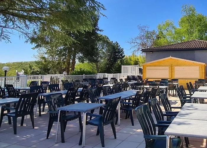 Casa de Férias Luxury Near The Cute Towns Of Sarlat And Rocamadour Lanzac