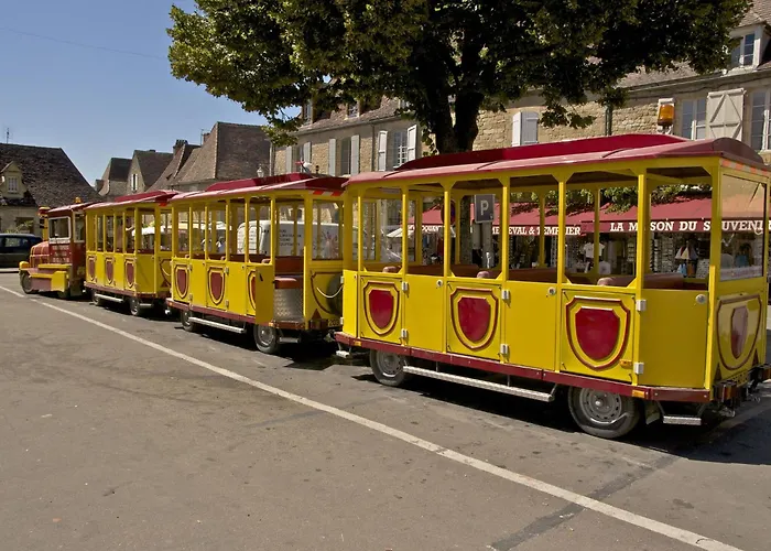 Luxury Near The Cute Towns Of Sarlat And Rocamadour Casa de Férias